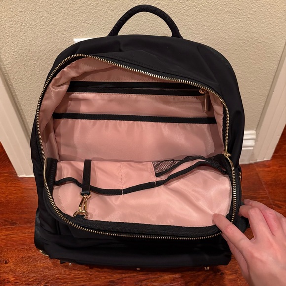 Meia Multifunctional Backpack - Picture 7 of 13